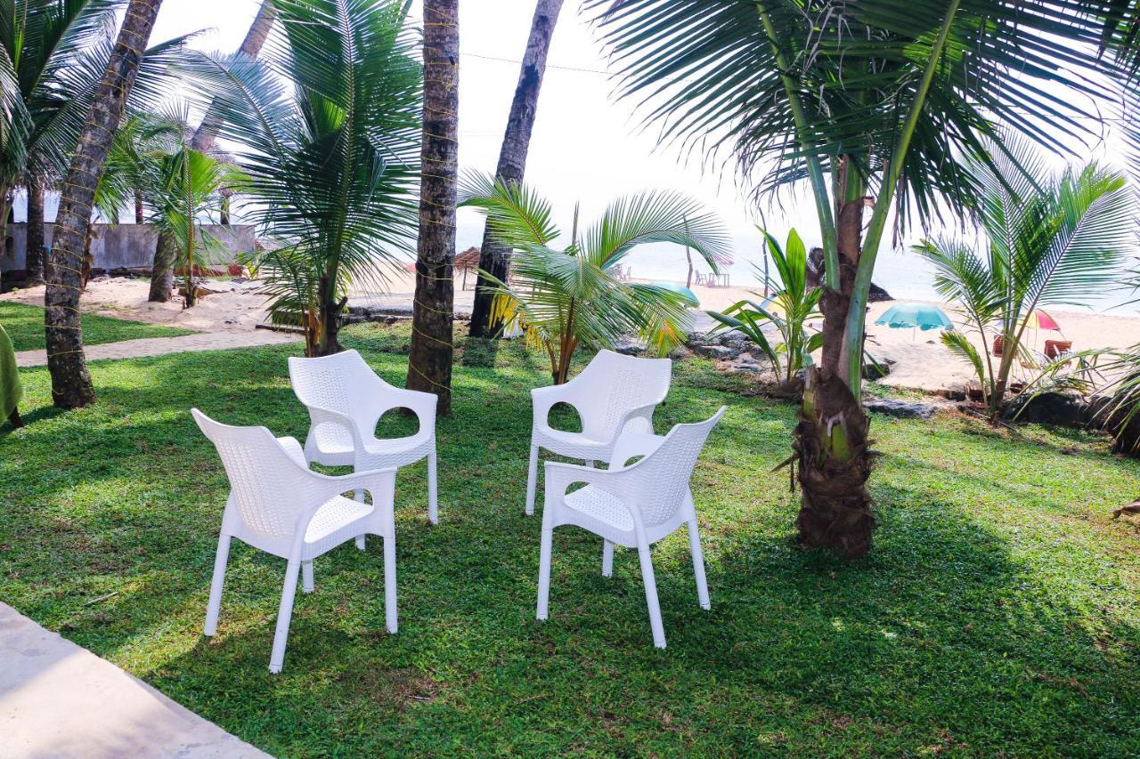 Hotel Ocean Edge Hikka à Hikkaduwa Extérieur photo